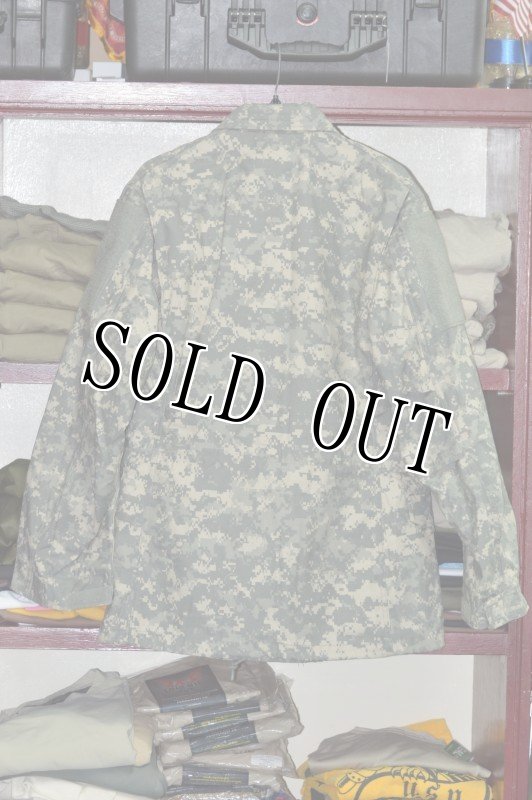 画像2: 米軍実物　ACU　M-65フィールドジャケット　S-L (2)