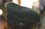 画像2: 米軍実物,US ARMY　1stSFG ベレー帽 (2)