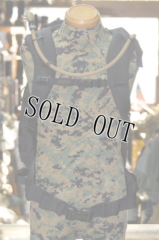 画像3: 米軍放出品,キャメルバック  Tri-Zip 100 oz/3.0L(ブラック Black) (3)