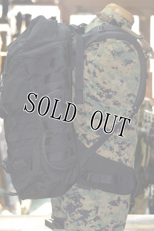 画像4: 米軍放出品,キャメルバック  Tri-Zip 100 oz/3.0L(ブラック Black) (4)