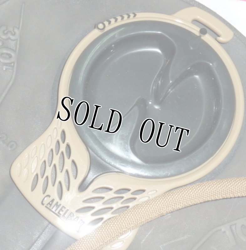 画像12: 米軍放出品,キャメルバック  Tri-Zip 100 oz/3.0L(ブラック Black) (12)