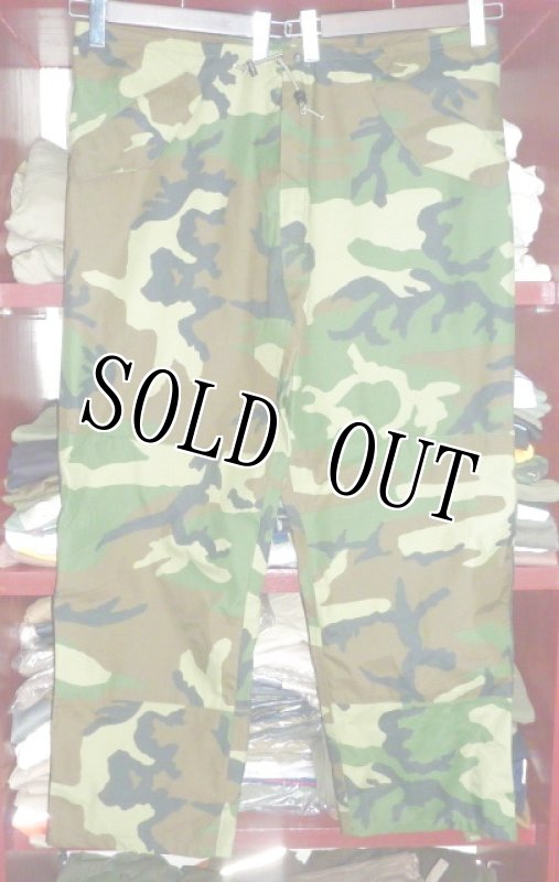 画像1: 米軍放出品.TROUSERS,COLD WEATHER,CAMOUFLAGE　XL-L (1)