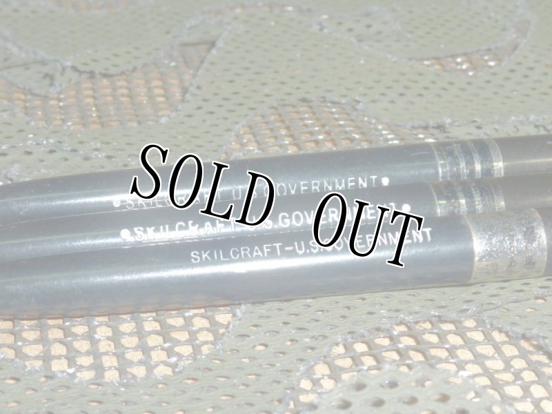 画像2: 米軍実物 U,S,ガバメント.ボールペン 3本 (2)