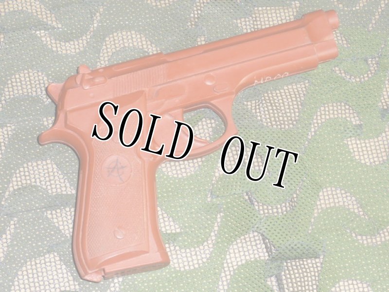 画像2: 米軍実物 ASP 7301　Red Training Gun BER　92/ (2)