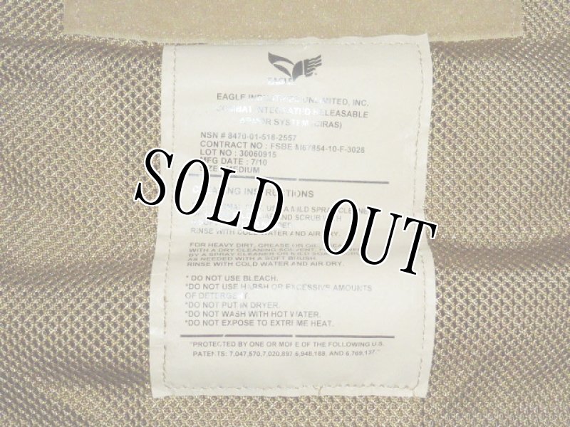 画像4: 米軍実物,イーグル リリーサブルアーマーベスト M (4)