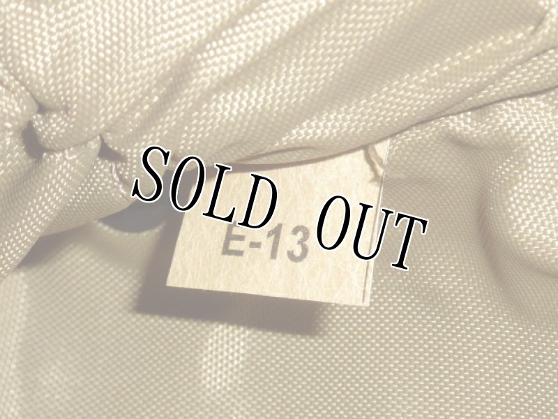 画像4: 米軍実物 EAGLE製 MOLLE マルチカム ガスマスク ポーチ (4)