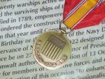 画像4: 米軍実物　NATIONAL DEFENSE SERVICE  MEDAL  (4)