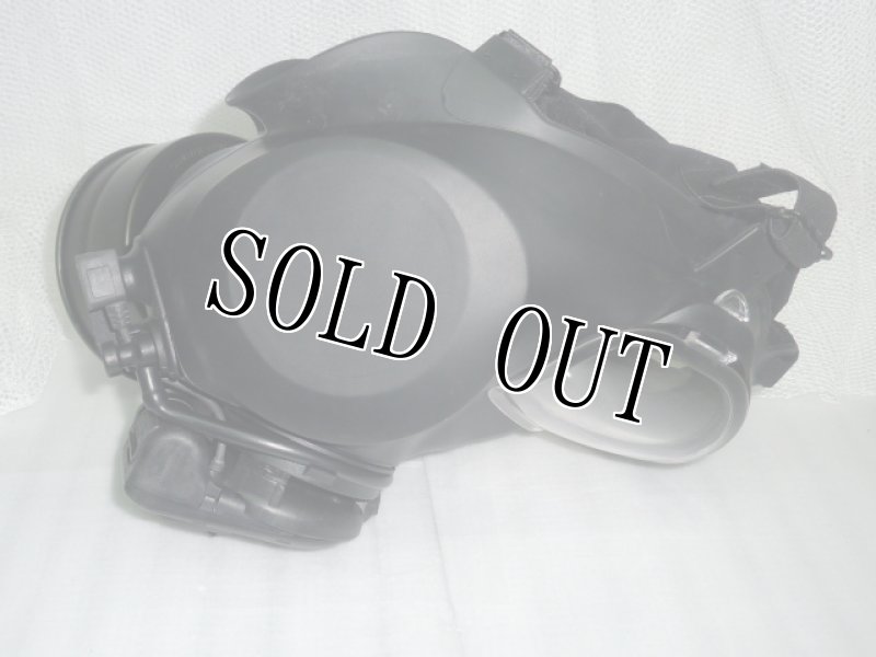 画像9: 米軍実物　エボン　M53　ガスマスク　L (9)