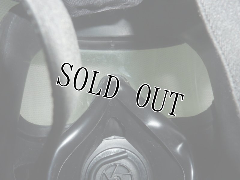 画像12: 米軍実物　エボン　M53　ガスマスク　L (12)