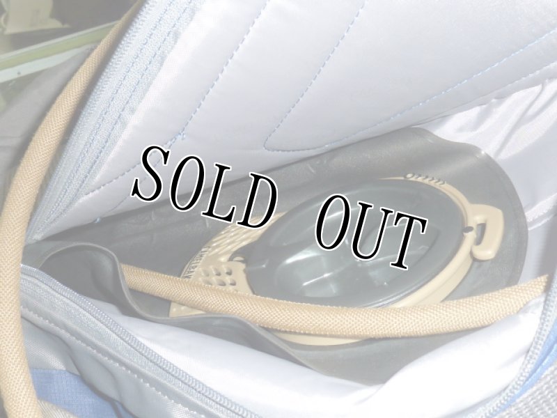 画像10: 米軍放出品 Camelbak Cloud Walker  (2 Litre) (10)