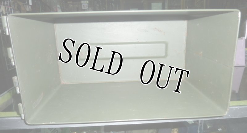 画像7: 米軍実物 アーモボックス 840 CRTG 5.56MM 弾薬ケース  (7)