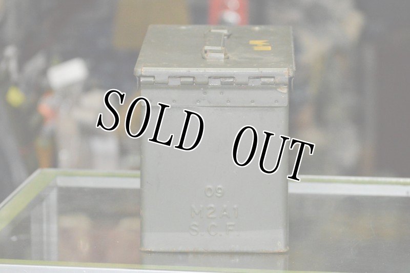 画像4: 米軍実物 アーモボックス 840 CRTG 5.56MM 弾薬ケース  (4)