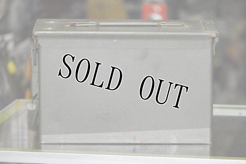 画像3: 米軍実物 アーモボックス 840 CRTG 5.56MM 弾薬ケース  (3)