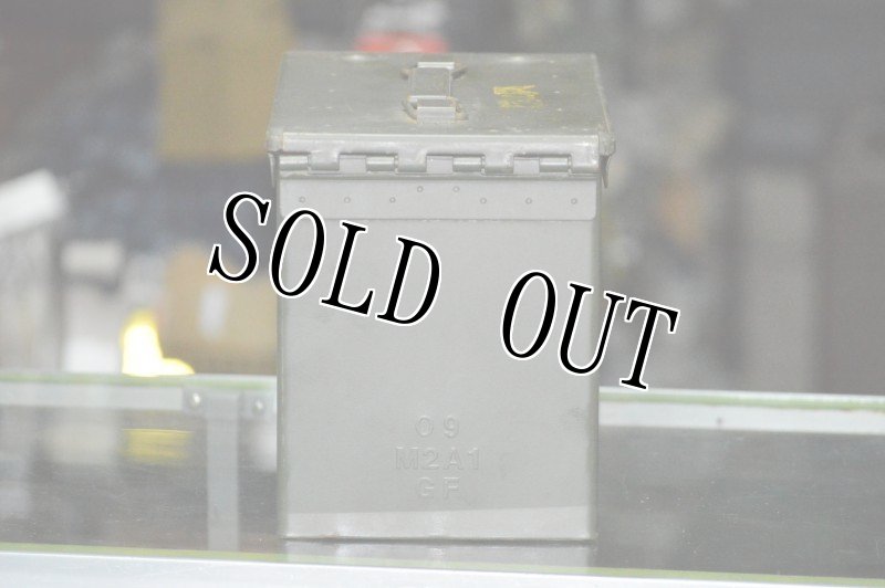 画像4: 米軍実物 アーモボックス 840 CRTG 5.56MM 弾薬ケース  (4)