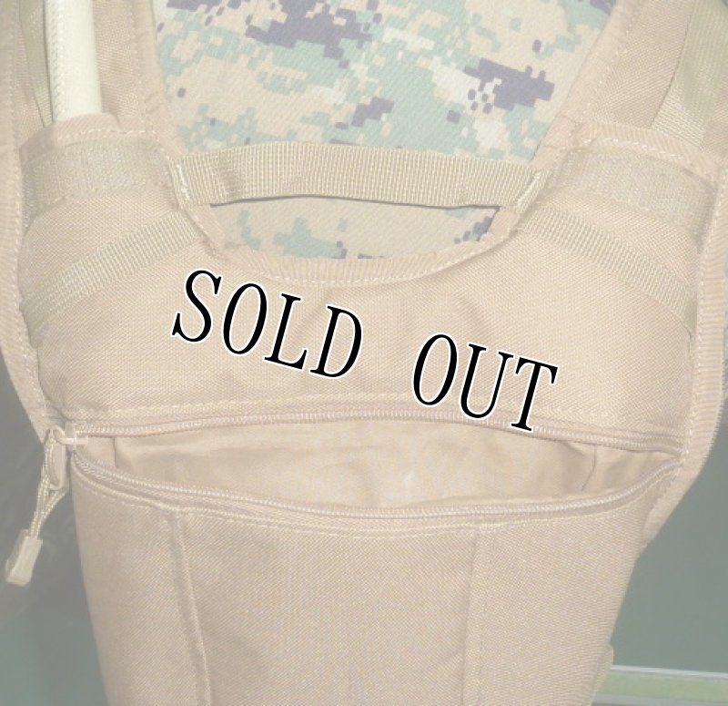 画像7: 米軍放出品,コヨーテ・デザート2WAY ハイドレーション (7)