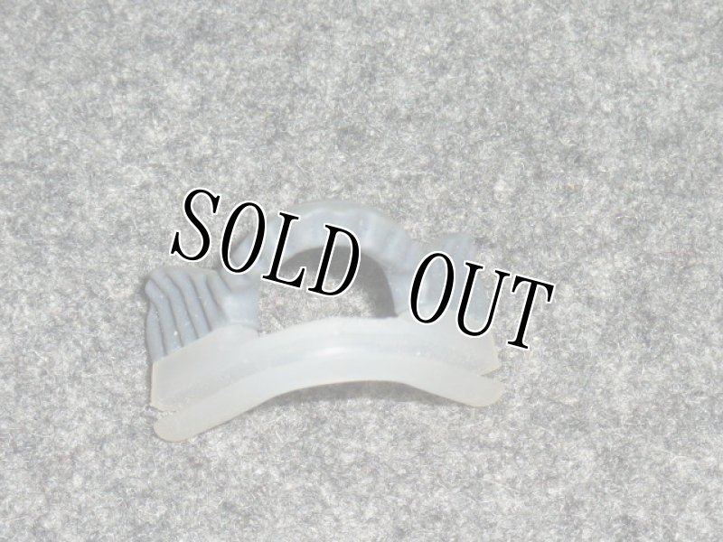 画像2: 米軍実物 オークリー ノーズクリップ (2)