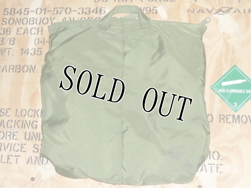 画像2: 米軍実物 US フライヤーズ ヘルメット バッグ  OD (2)