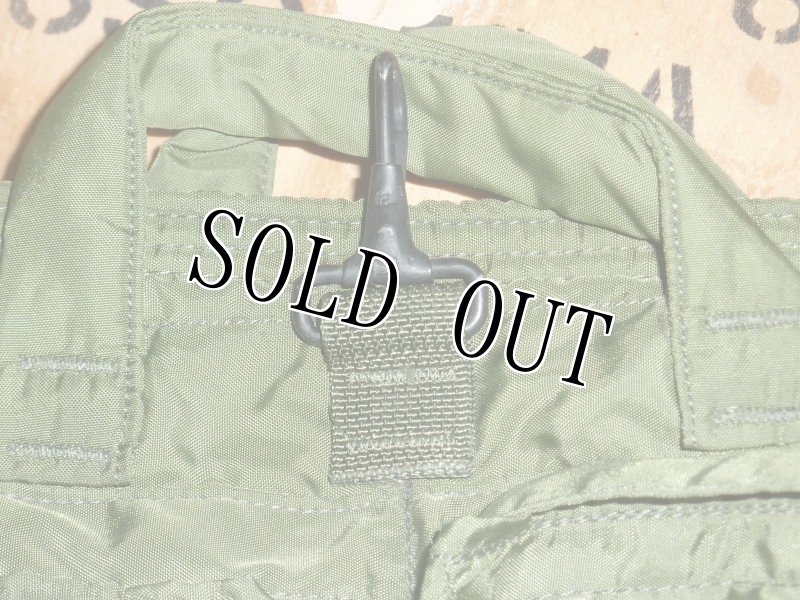 画像3: 米軍実物 US フライヤーズ ヘルメット バッグ  OD (3)