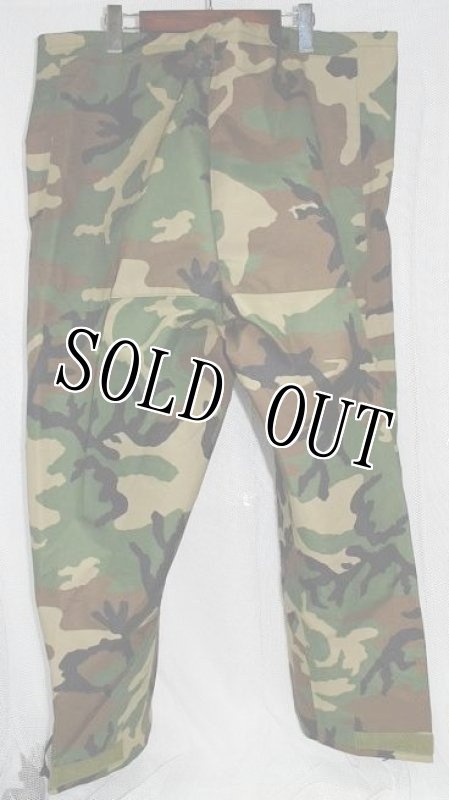 画像2: 米軍放出品.ウッドランド迷彩　ゴアテックスパンツ　GORE-TEX　XL-R (2)