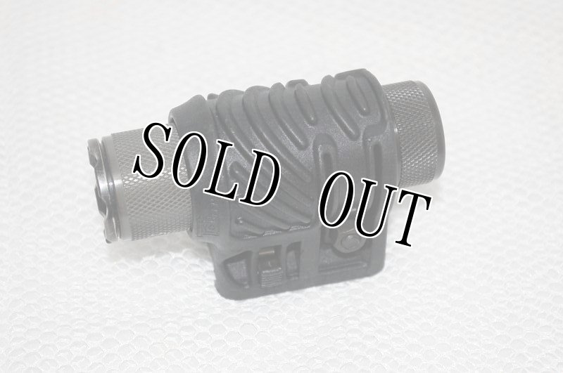 画像5: 米軍実物 NOVATAC ノバタック フラッシュライト/マウント  (5)