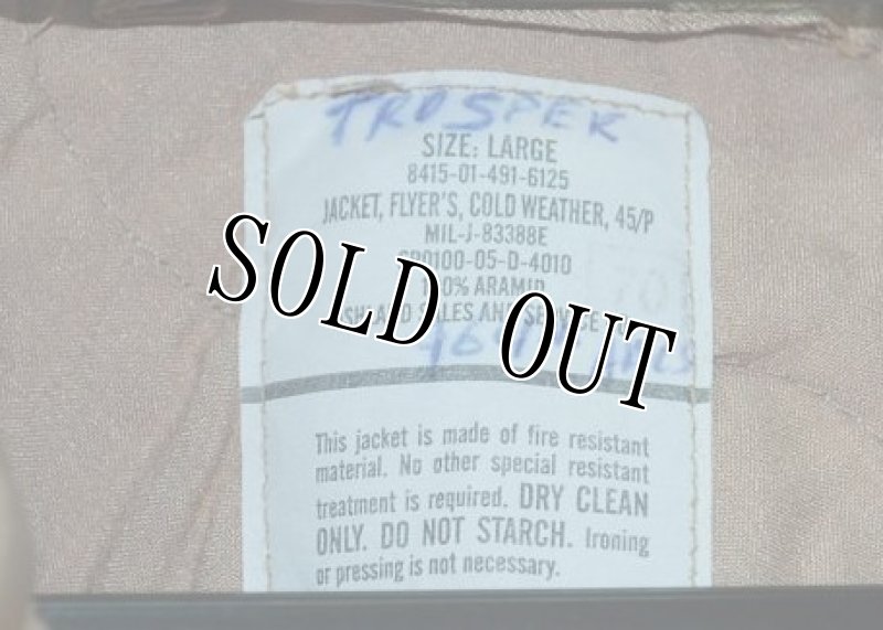画像5: 米軍実物 CWU-45/P フライトジャケット L TAN (5)