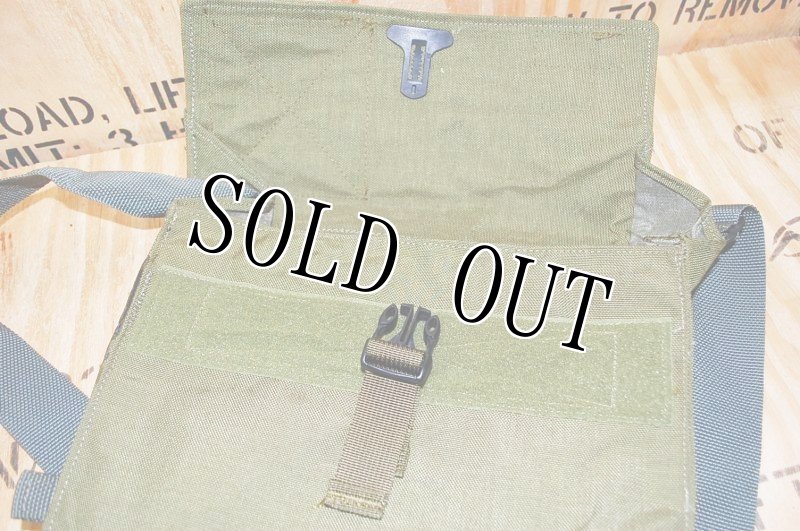 画像7: 沖縄米軍　オードナンス製　カスタム ガス マスクバッグ (7)