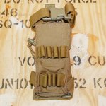 画像1: 米軍放出品  TACTICAL ASSAULT GEAR MOLLE FOLDING ラジオポーチ (1)