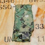 画像1: 米軍実物  Eagle Smoke Grenade Pouch AOR2　Seal Devgru  (1)