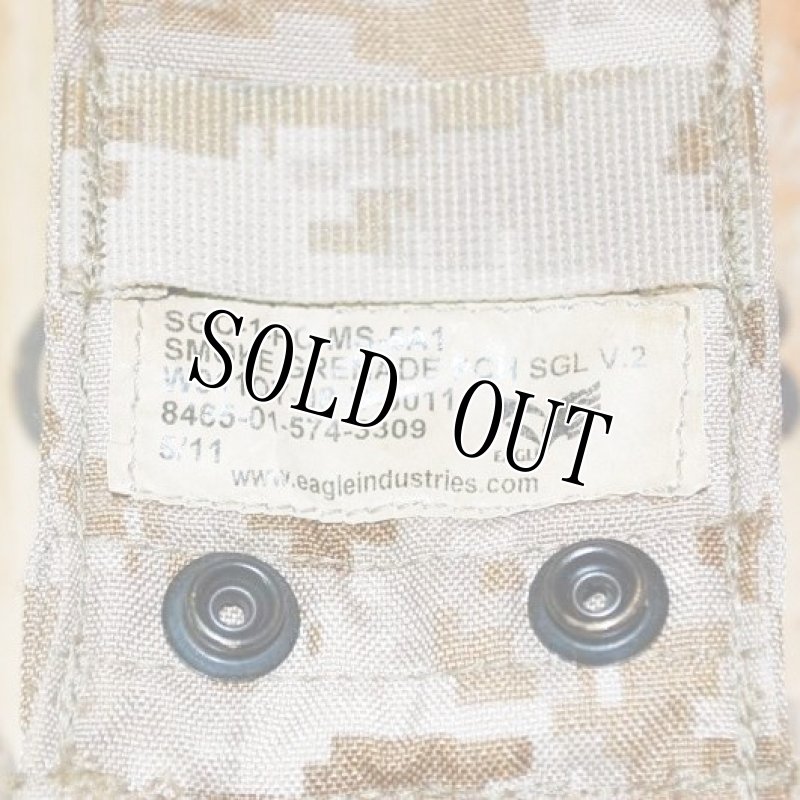 画像7: 米軍実物  Eagle Smoke Grenade Pouch AOR1　Seal Devgru  (7)