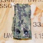 画像2: 米軍実物  Eagle Smoke Grenade Pouch AOR2　Seal Devgru  (2)