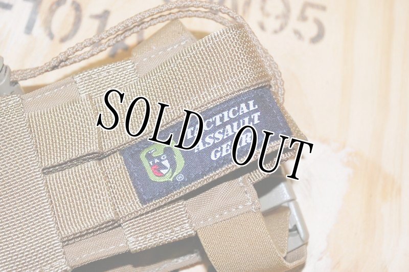 画像3: 米軍放出品  TACTICAL ASSAULT GEAR MOLLE FOLDING ラジオポーチ (3)
