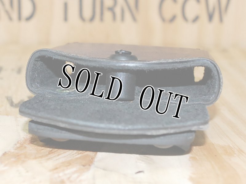 画像5: 米軍実物  SAFARILAND サファリランド 製   COLT 1911 ダブルマガジンポーチ 本革 (5)