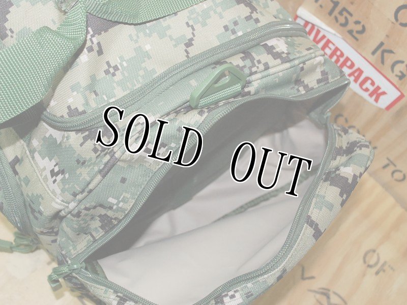 画像6: 米軍放出品 Mercury Tactical Gear U.S.NAVY AOR2 バッグ (6)