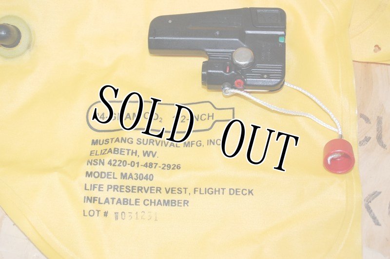 画像11: 米軍放出品,LIFE RESERVER VEST パープル L (11)