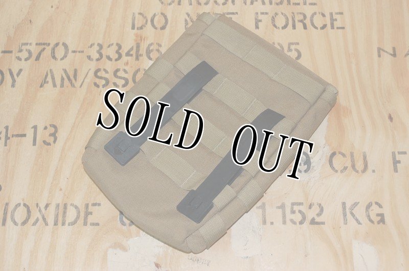 画像2: 米軍放出品 BLACKHAWK サイド ハイドレーション ポーチ (2)