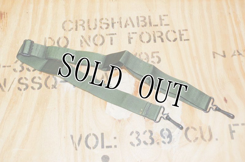 画像2: 米軍実物　ナイトビジョンキャリングケースストラップ (2)