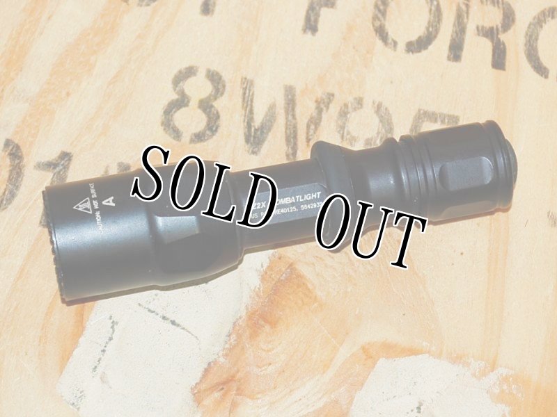 画像3: 米軍放出品 SUREFIRE Z2X コンバットライト (3)