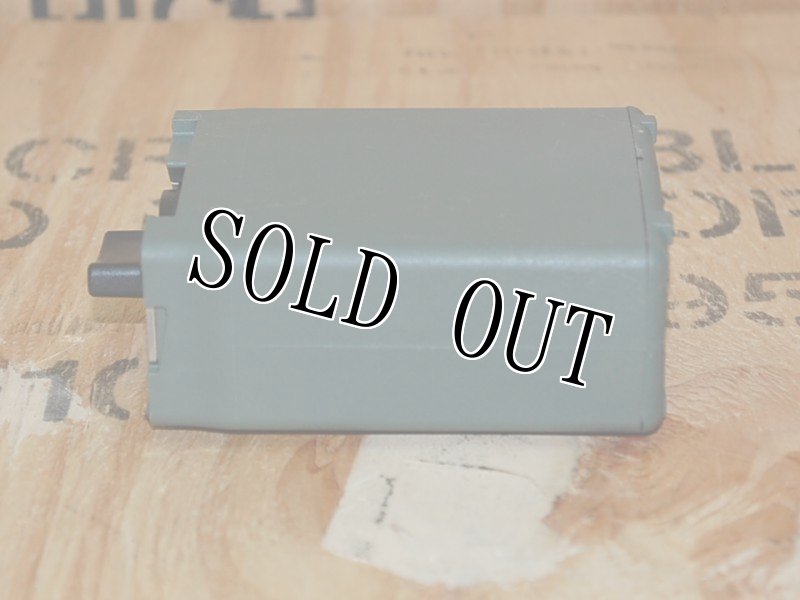 画像2: 米軍実物 ハリス社 PRC-152 バッテリーホルダーリチウム L123  (2)