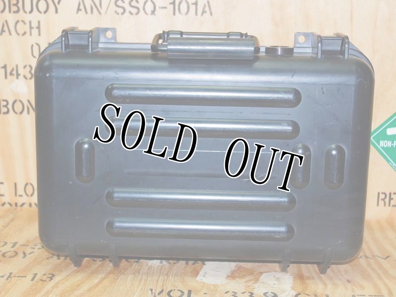 画像4: 米軍実物 ナイトビジョン RAPTOR  ケース(ブラック) (4)