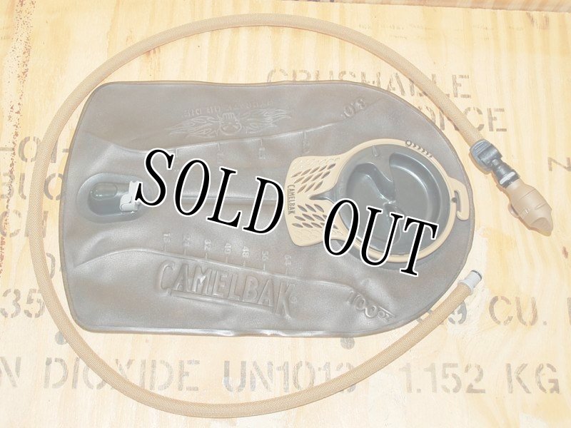 画像8: 海兵隊実物   オードナンス製 ハイドレーション キャリア  100oz (8)