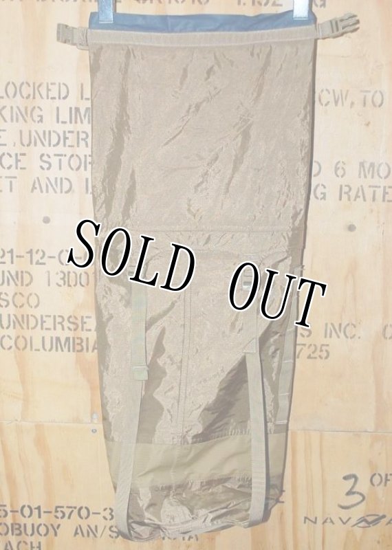 画像2: 米軍放出品 OR エアーパージュドライコンプレッションサック 15L  (2)