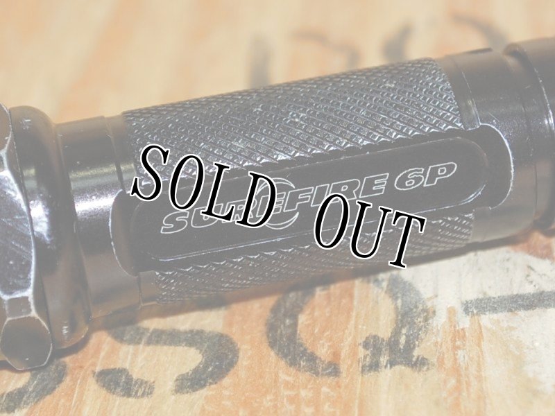 画像2: 米軍放出品 SUREFIRE LED フラッシュライト 6P  (2)