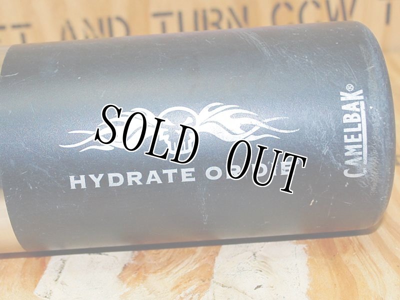 画像2: 米軍放出品  CAMELBAK(キャメルバック)  Chute Vacuum Insulated Travel Mug  (2)