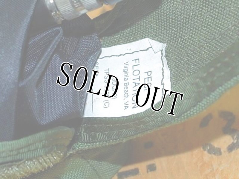 画像8: 米軍実物 NEW PECI TFSS-5326 GREEN TACTICAL FLOTATION  NAVY SEAL KIDNEY BEANS  (8)