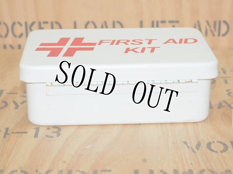 画像5: 米軍放出品 FIRST AID KIT CASE (5)