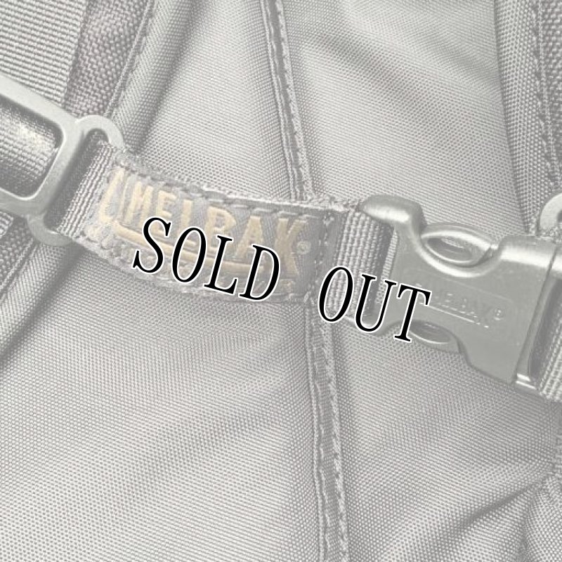 画像11: 米軍放出品 CAMELBAK M.U.L.E  ハイドレーションバッグ (11)