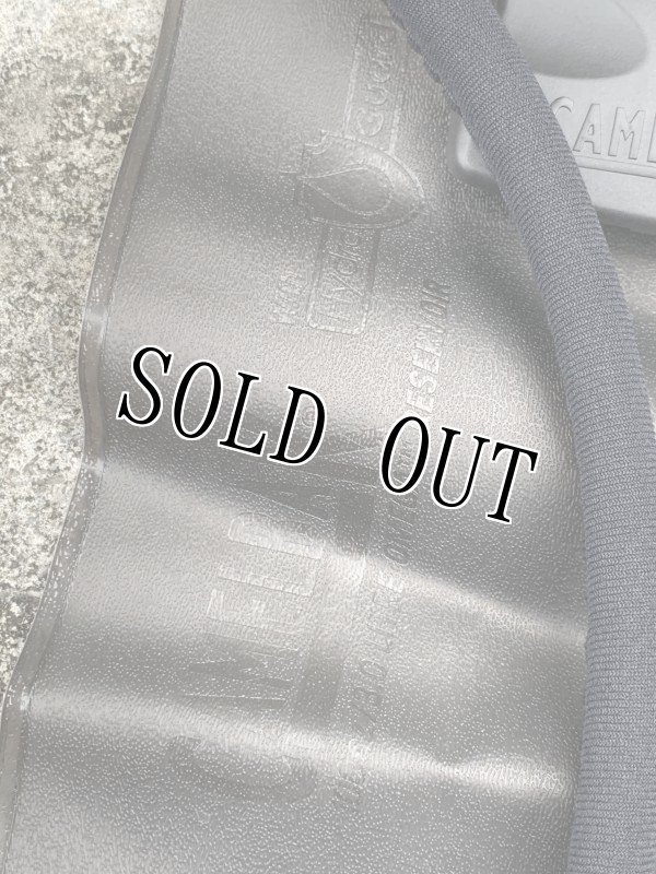 画像16:  米軍放出品 キャメルバック MULEミリタリー  ハイドレーションパック - ブラック (16)