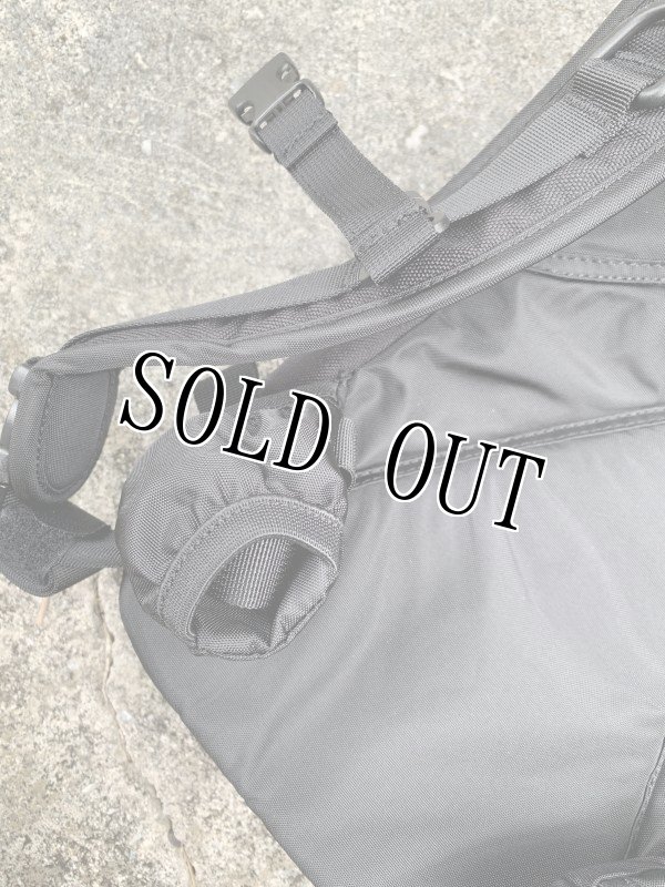 画像8: 米軍放出品 CAMELBAK M.U.L.E  ハイドレーションバッグ (8)