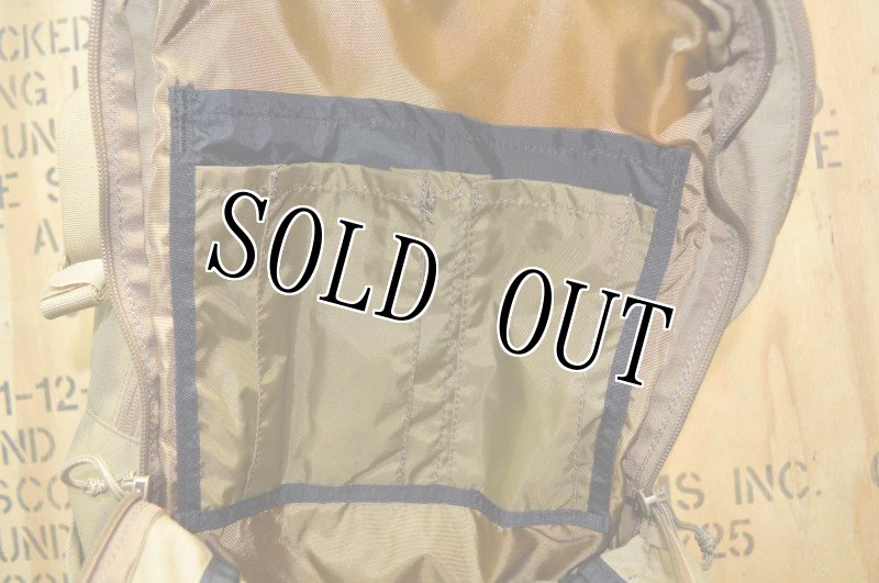 画像8:  米軍放出品 キャメルバック MULEミリタリー  ハイドレーションパック  (8)