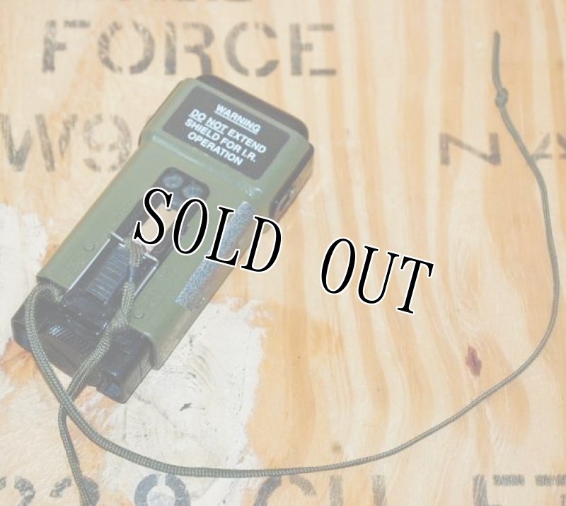 画像2: 米軍実物 ストロボライト OD (2)